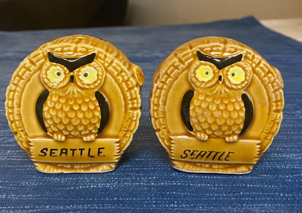 Vtg Seattle Washington Cute Owl Salt & Pepper Shakers Ceramic 3" Tourist 85B